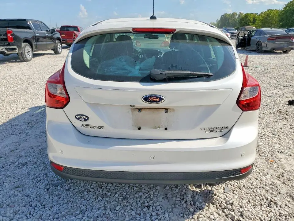 2014 FORD FOCUS TITANIUM  