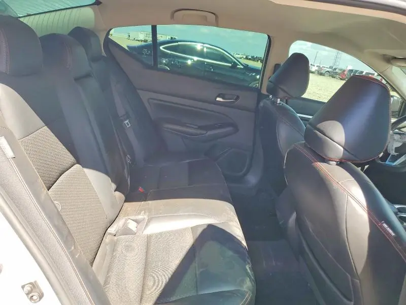 2023 NISSAN ALTIMA SR  