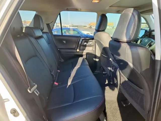 2021 TOYOTA 4RUNNER VENTURE  