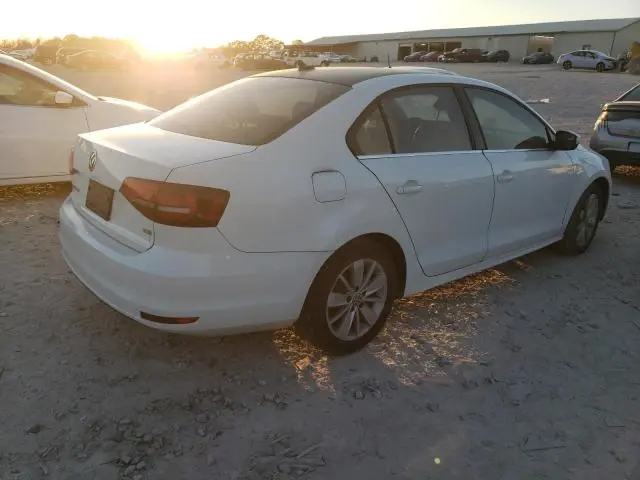 2016 VOLKSWAGEN JETTA SE  