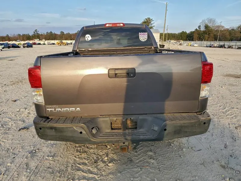 2011 TOYOTA TUNDRA DOUBLE CAB SR5  