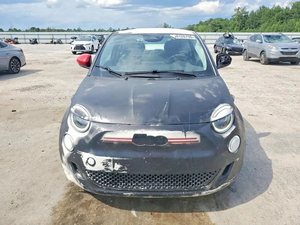 2024 FIAT 500 E RED  