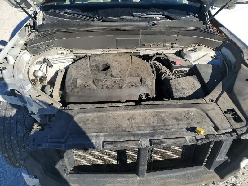 2019 VOLVO XC90 T6 MOMENTUM  