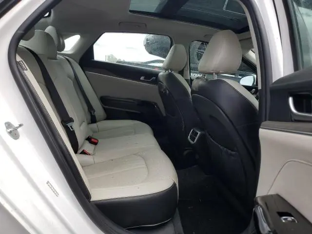 2021 KIA K5 EX  