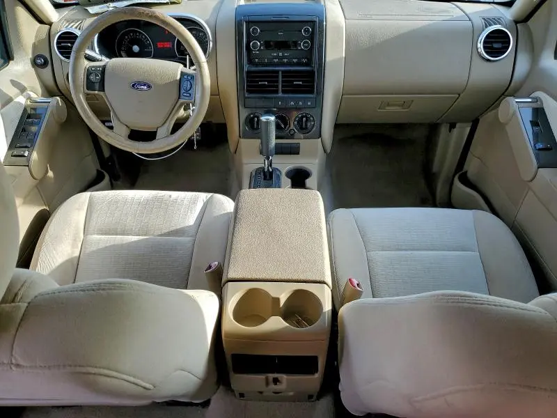 2010 FORD EXPLORER XLT  