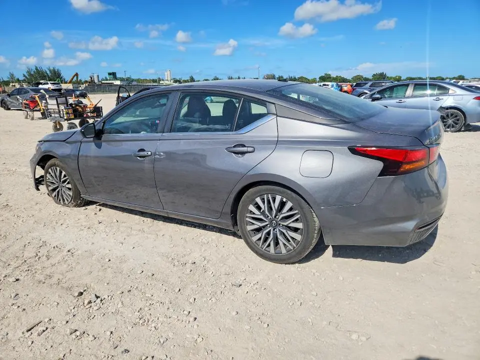 2026 NISSAN ALTIMA SV  