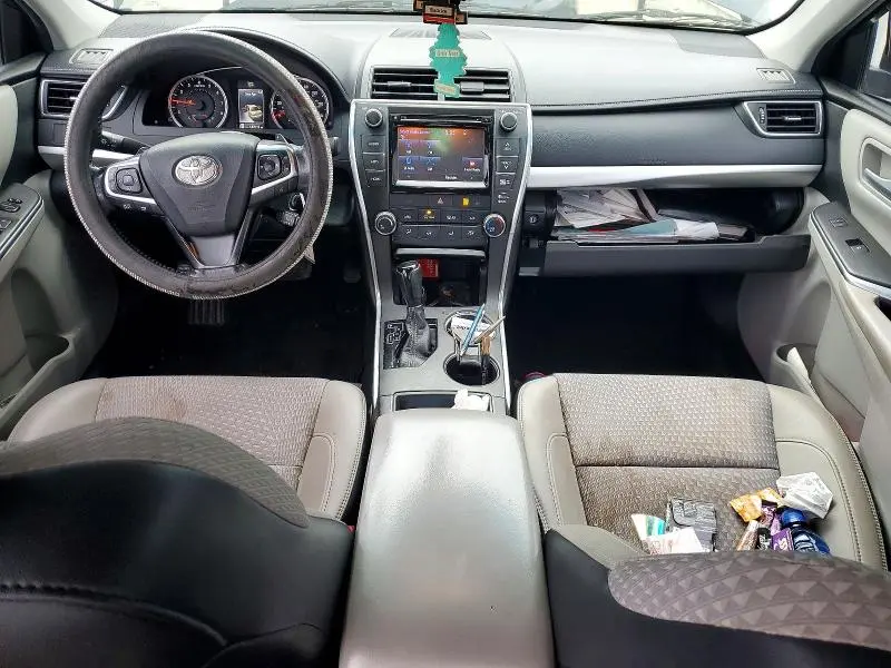 2015 TOYOTA CAMRY SE  