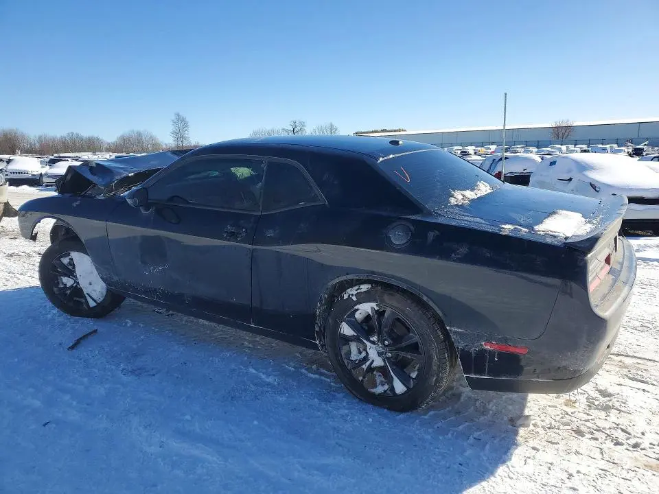 2023 DODGE CHALLENGER SXT  