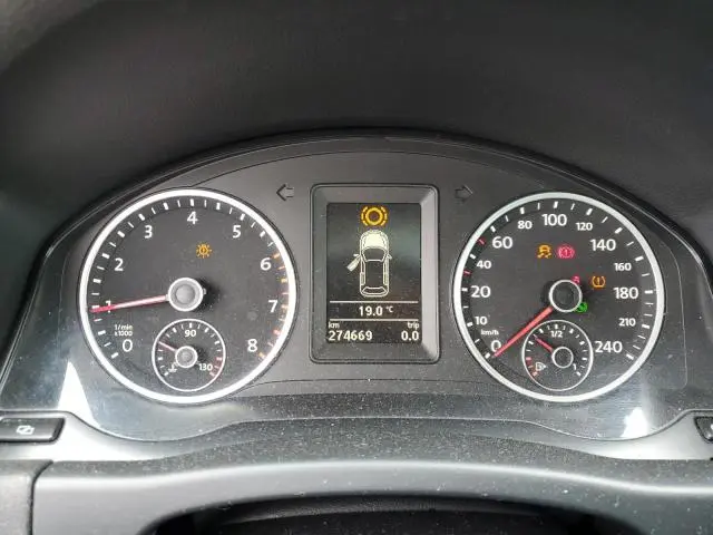 2011 VOLKSWAGEN TIGUAN S