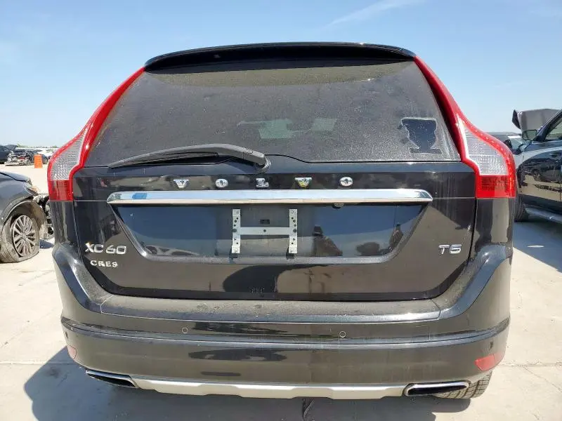 2016 VOLVO XC60 T5 PREMIER  