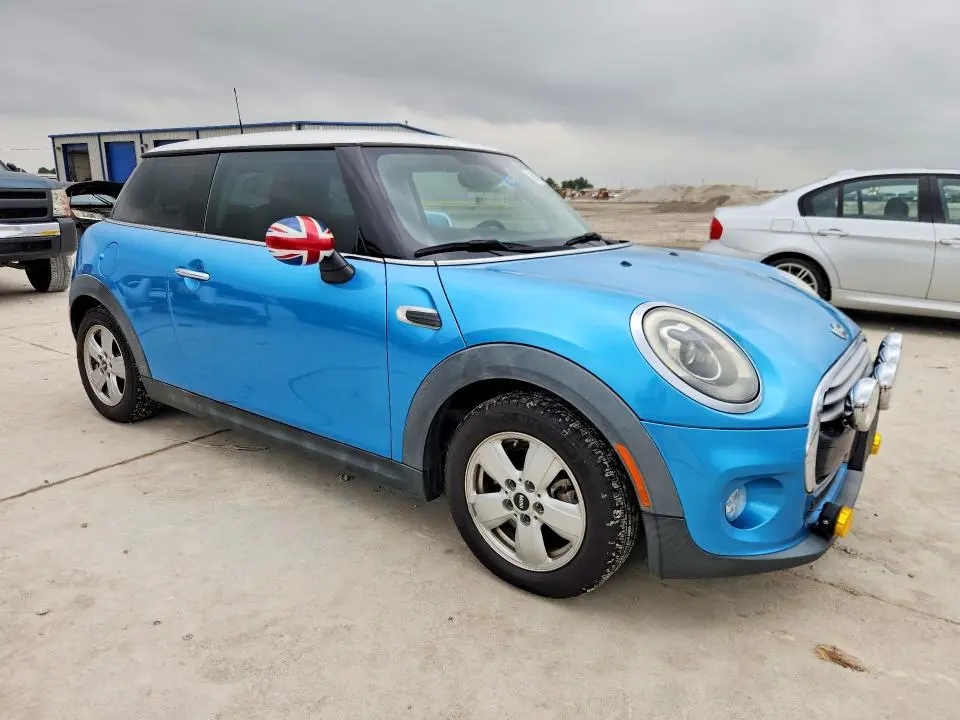 2015 MINI COOPER   
