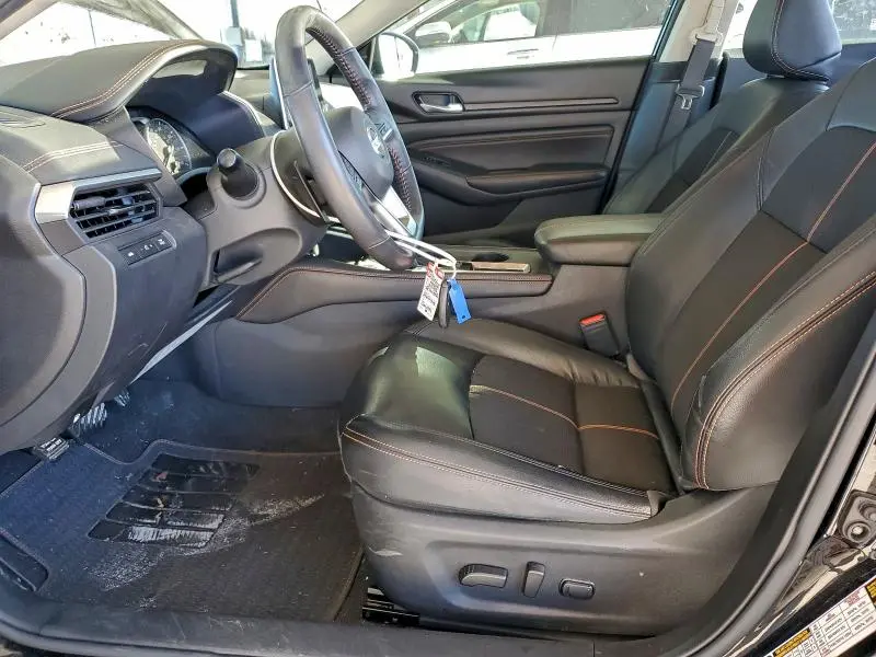 2022 NISSAN ALTIMA SR  