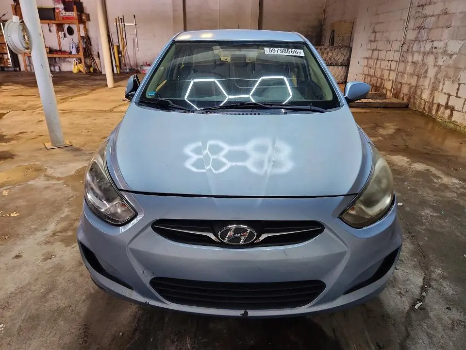 2014 HYUNDAI ACCENT GLS  