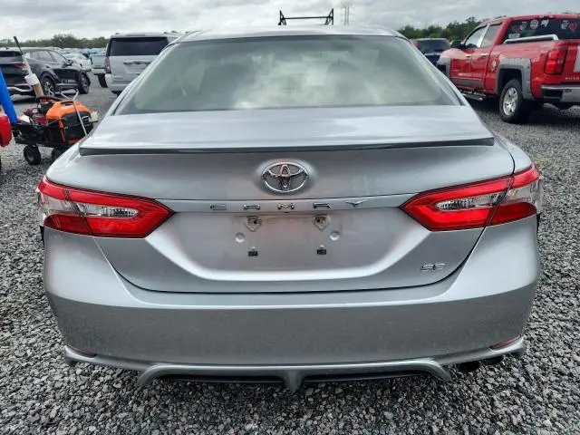 2018 TOYOTA CAMRY SE  