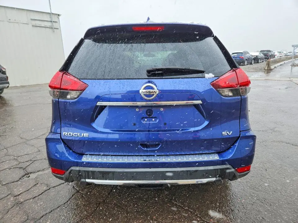 2018 NISSAN ROGUE SV  
