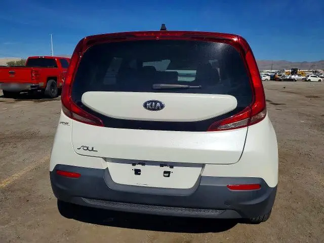 2021 KIA SOUL LX  