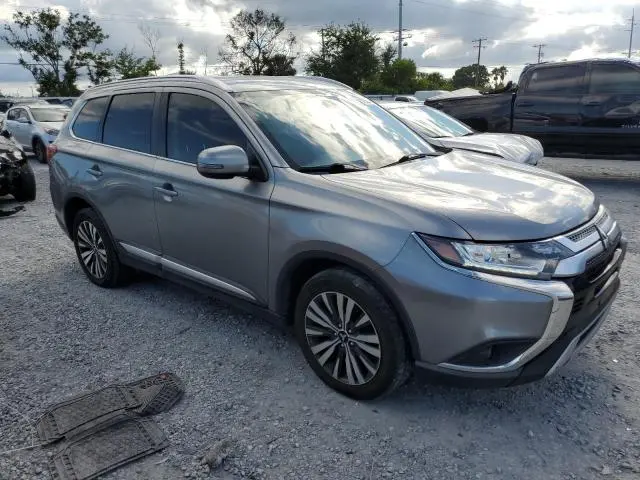 2020 MITSUBISHI OUTLANDER SE  