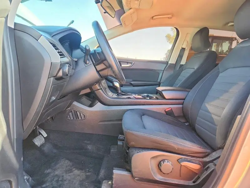 2017 FORD EDGE SE  