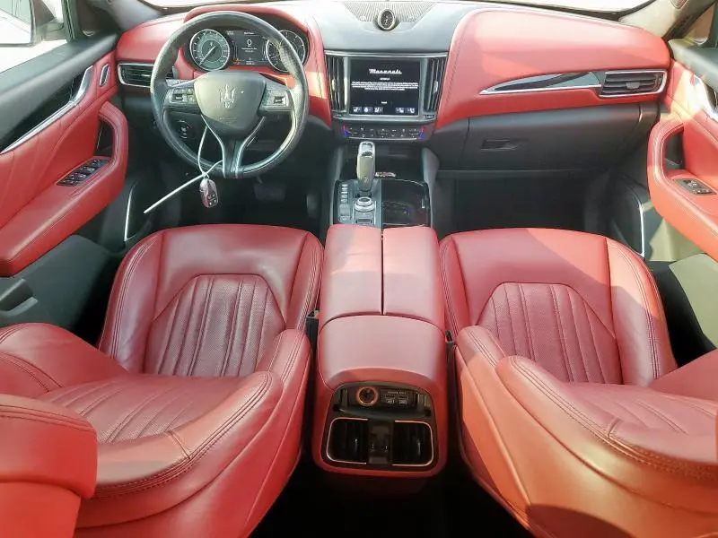 2022 MASERATI LEVANTE MODENA  