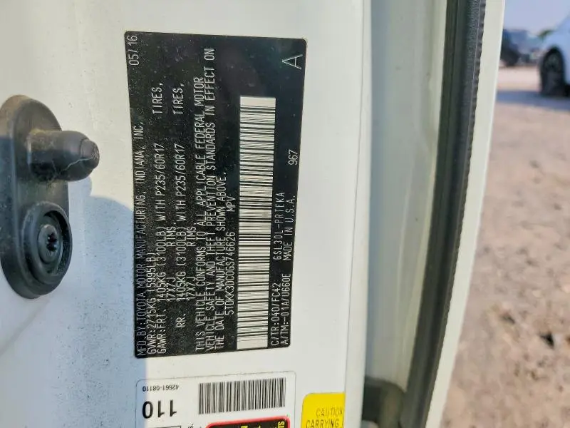 2016 TOYOTA SIENNA LE  