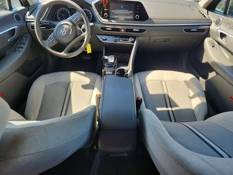 2020 HYUNDAI SONATA SE  