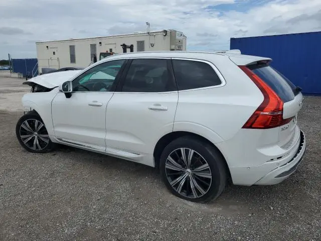 2023 VOLVO XC60 PLUS  