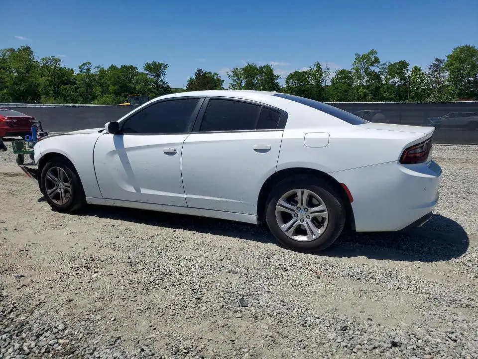 2016 DODGE CHARGER SE  