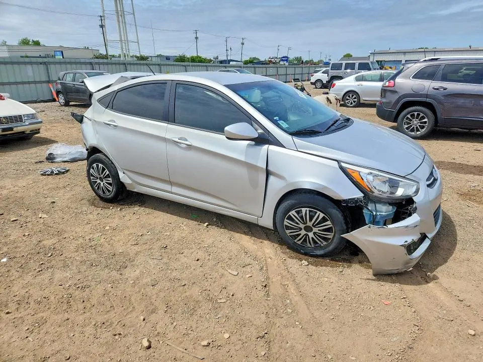 2015 HYUNDAI ACCENT GLS  