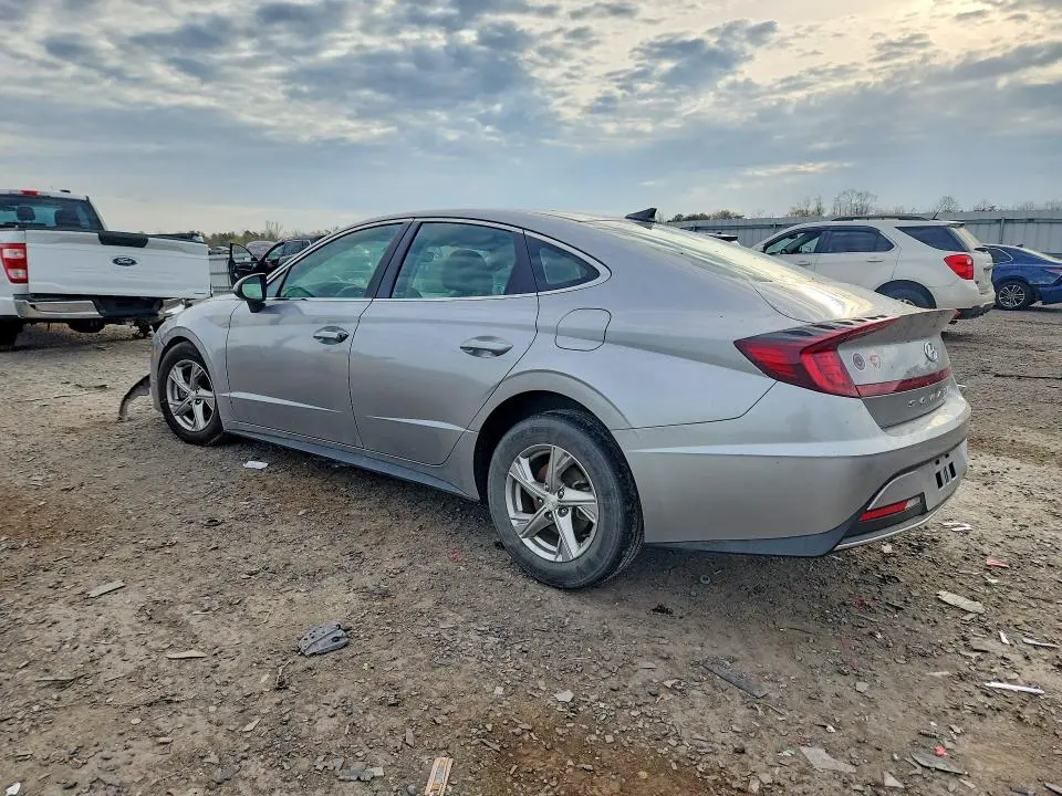 2021 HYUNDAI SONATA SE  
