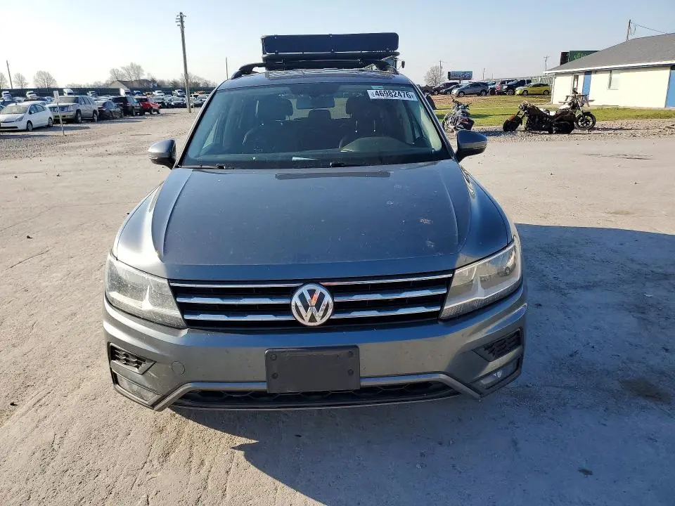 2018 VOLKSWAGEN TIGUAN SE  