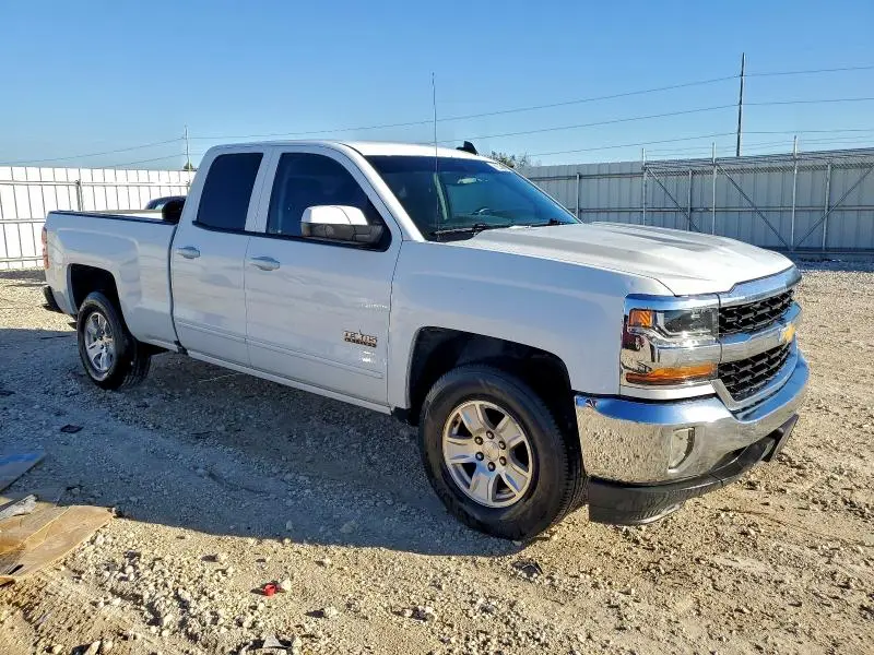 2017 CHEVROLET SILVERADO C1500 LT  