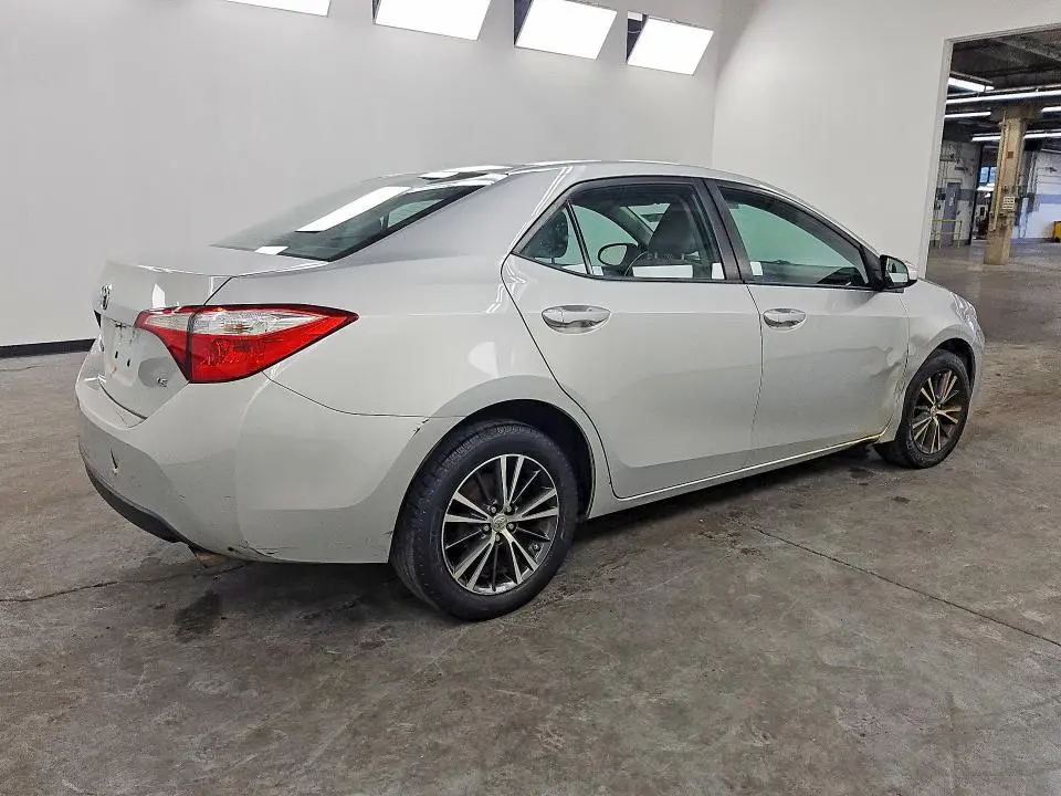 2016 TOYOTA COROLLA LE PLUS  