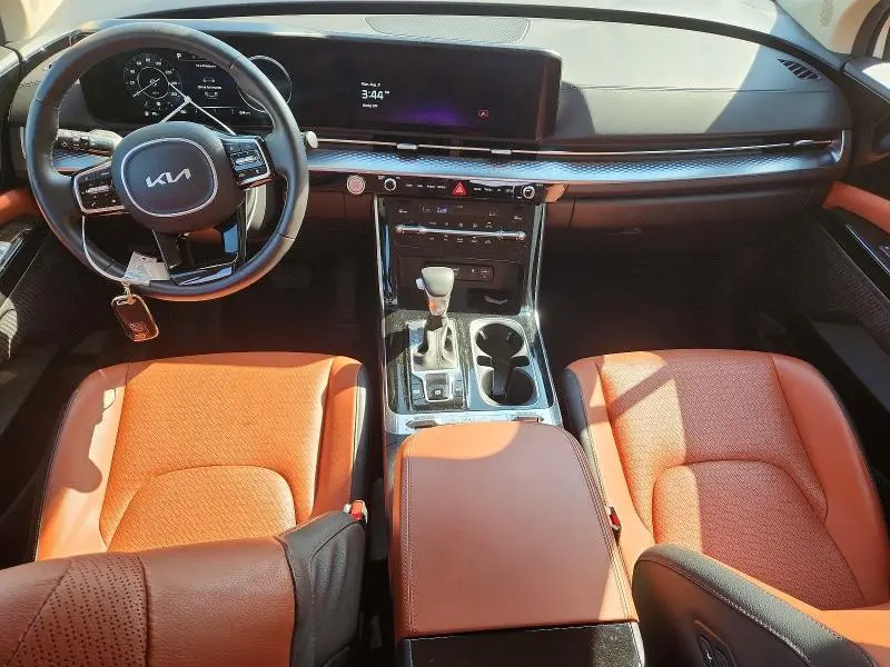 2024 KIA CARNIVAL SX PRESTIGE  
