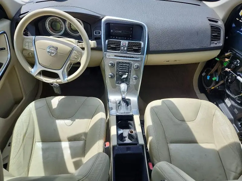 2013 VOLVO XC60 3.2  