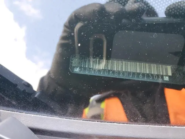 2017 CHEVROLET TRAVERSE LT  