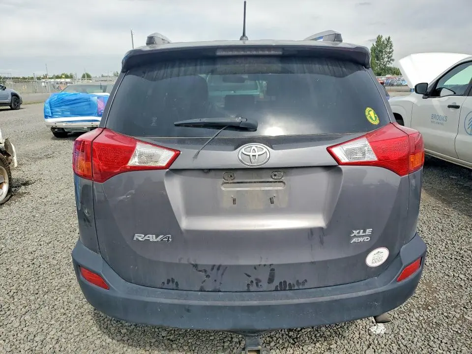 2013 TOYOTA RAV4 XLE  
