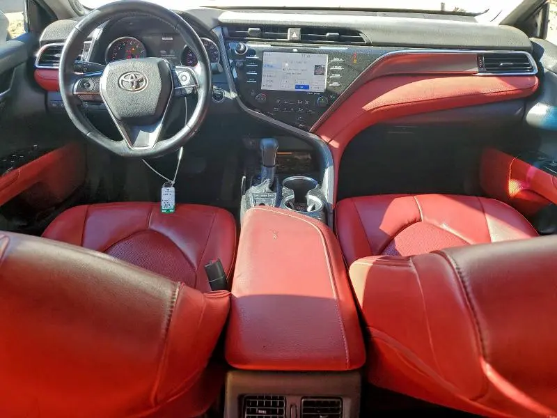 2018 TOYOTA CAMRY XSE  