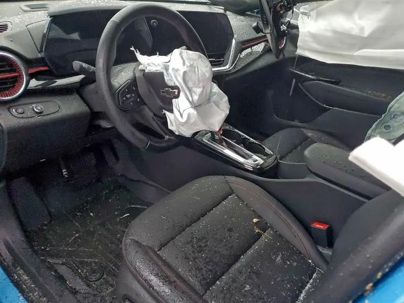 2025 CHEVROLET TRAX 2RS  