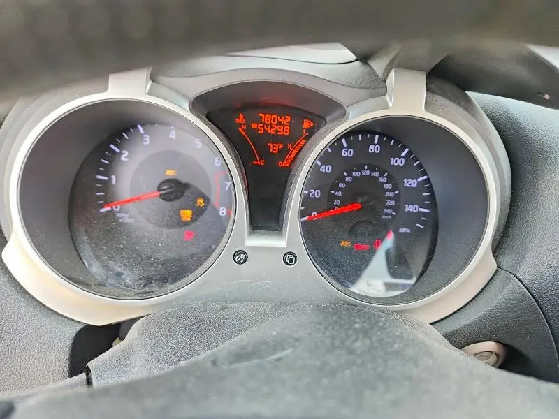 2015 NISSAN JUKE S  