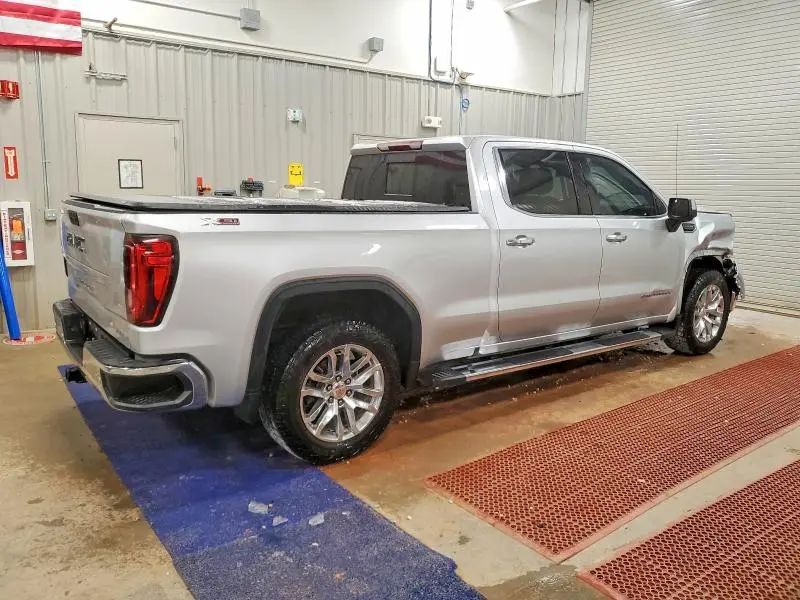 2021 GMC SIERRA K1500 SLT  