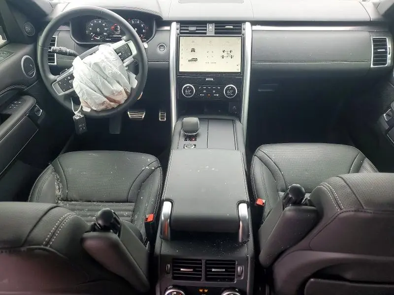 2025 LAND ROVER DISCOVERY METROPOLITAN EDITION  