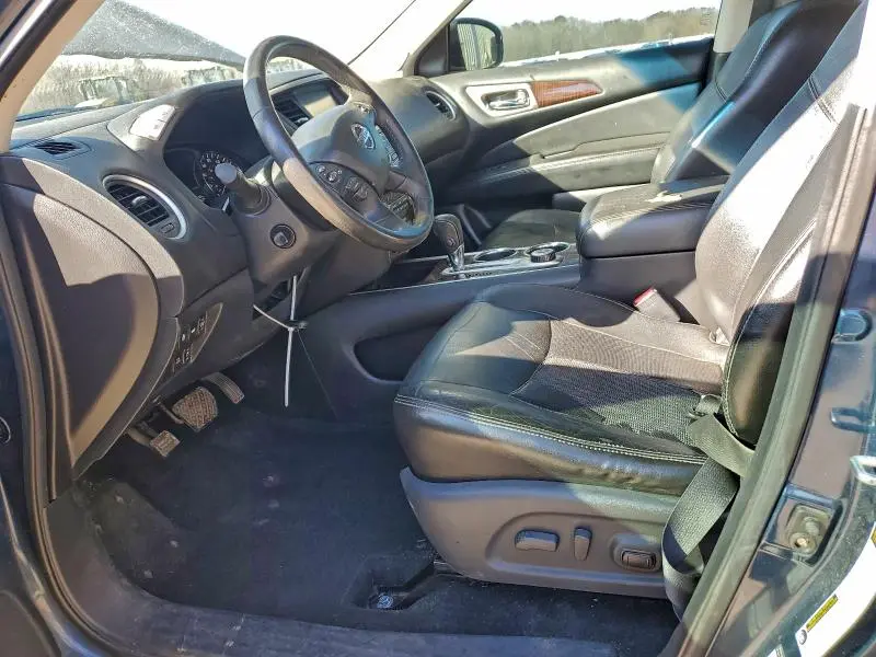 2013 NISSAN PATHFINDER S  