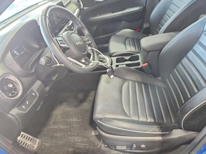 2023 KIA FORTE GT LINE  