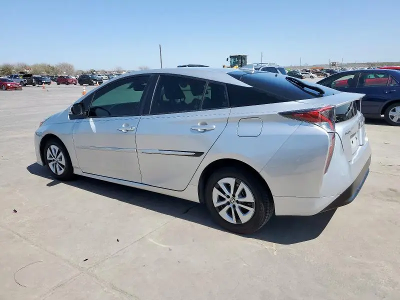 2016 TOYOTA PRIUS 