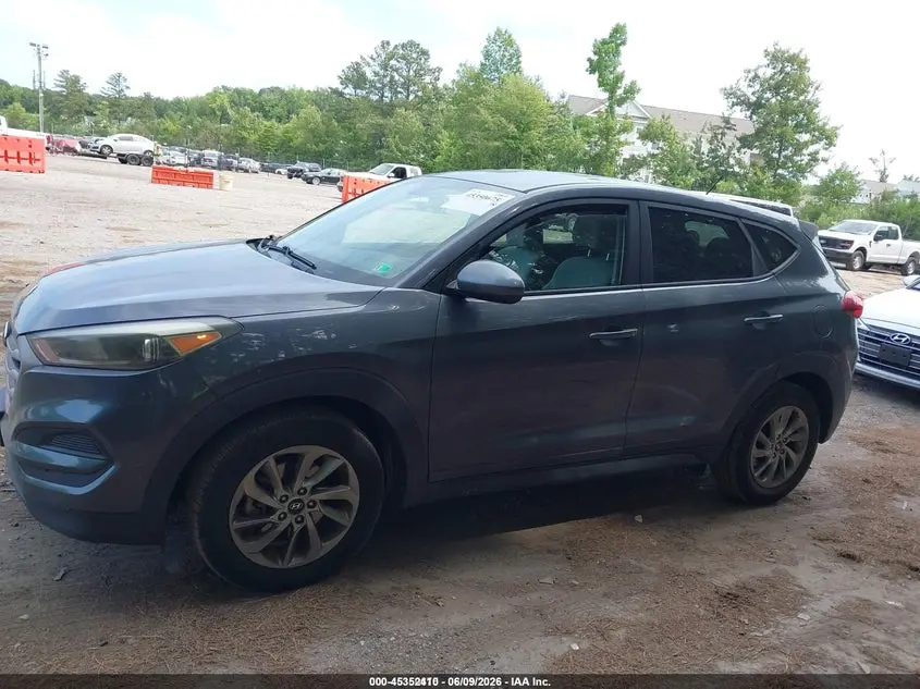 2018 HYUNDAI TUCSON SE