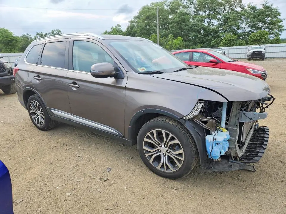 2017 MITSUBISHI OUTLANDER SE  