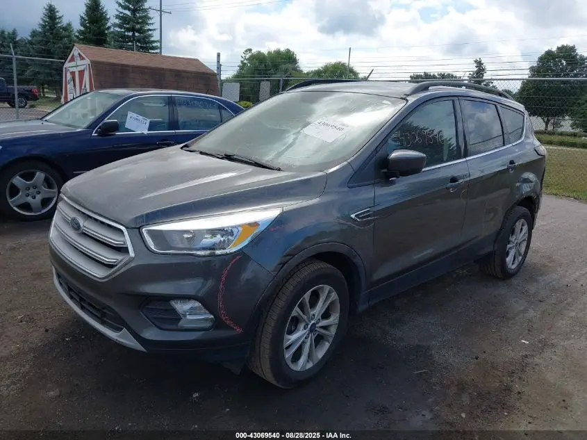 2018 FORD ESCAPE SE