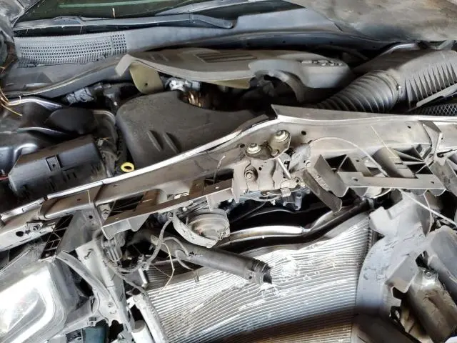 2013 DODGE CHARGER SXT  