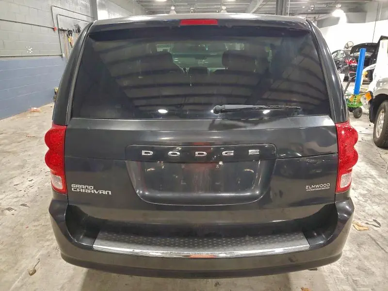 2012 DODGE GRAND CARAVAN SE  