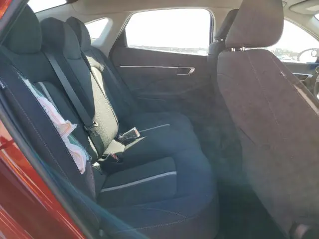 2025 HYUNDAI SONATA SE  